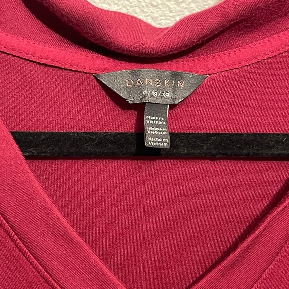Danskin comfy soft collared active top - Picture 3 of 4